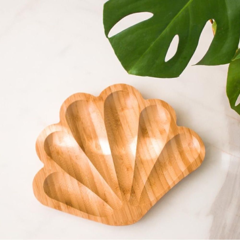 Beachly Bamboo Bombshell Catchall Tray NWT